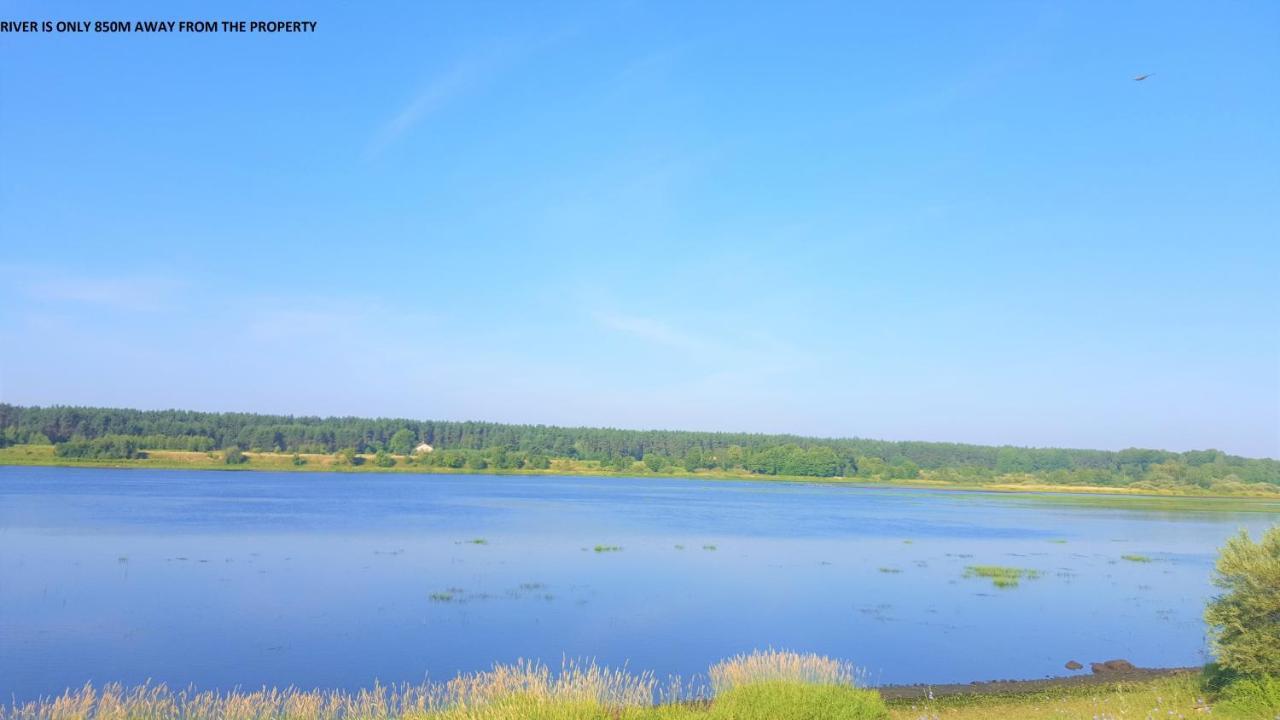 Family Garden Apartments With Free Private Parking & Playground Рига Экстерьер фото