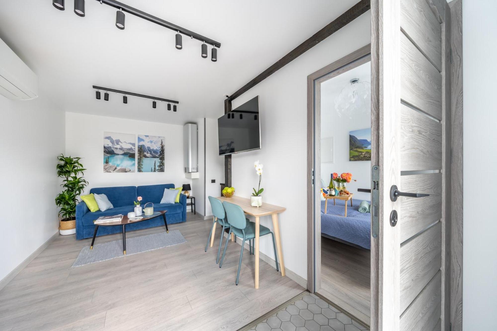 Family Garden Apartments With Free Private Parking & Playground Рига Экстерьер фото