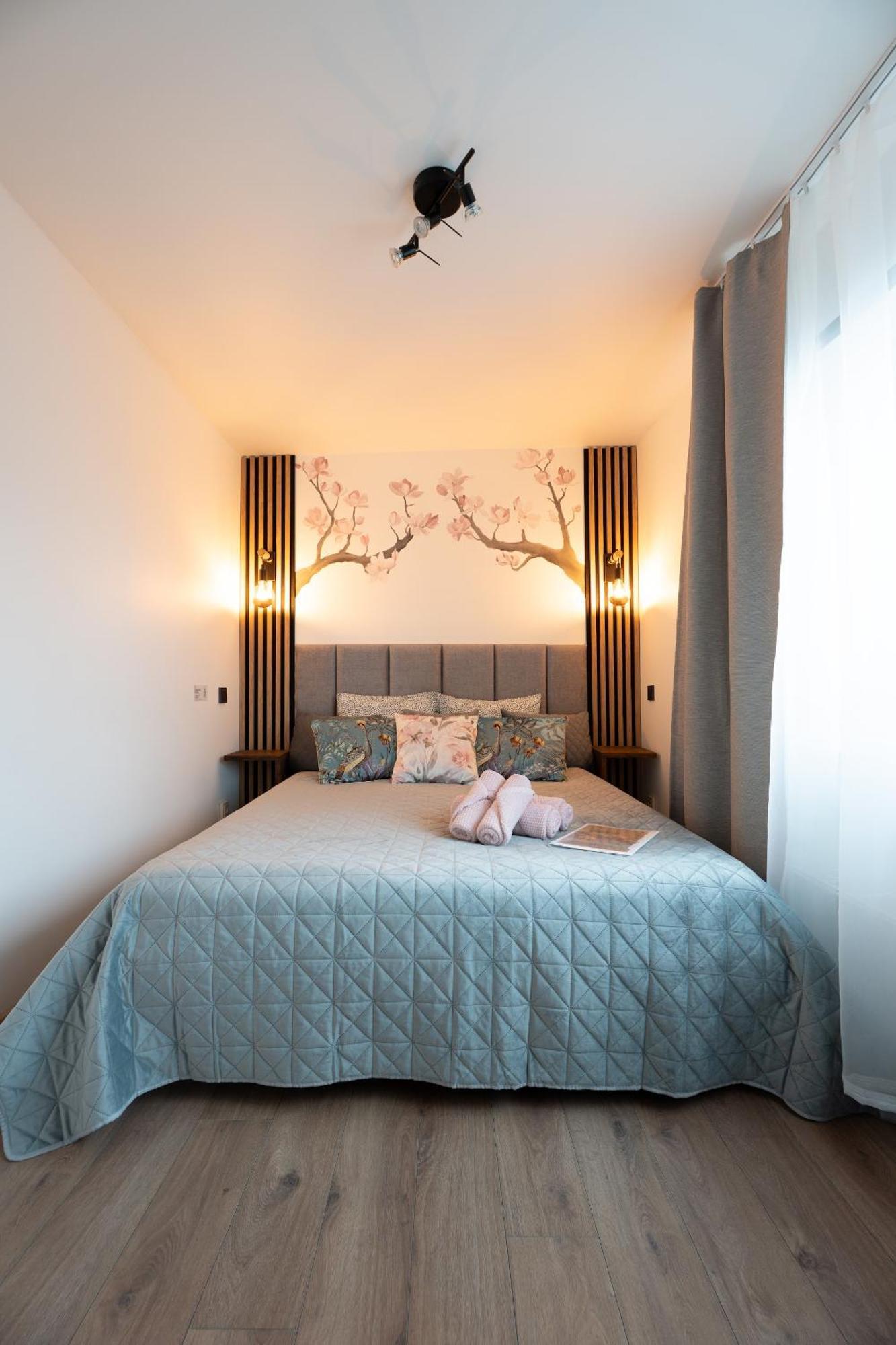 Family Garden Apartments With Free Private Parking & Playground Рига Экстерьер фото